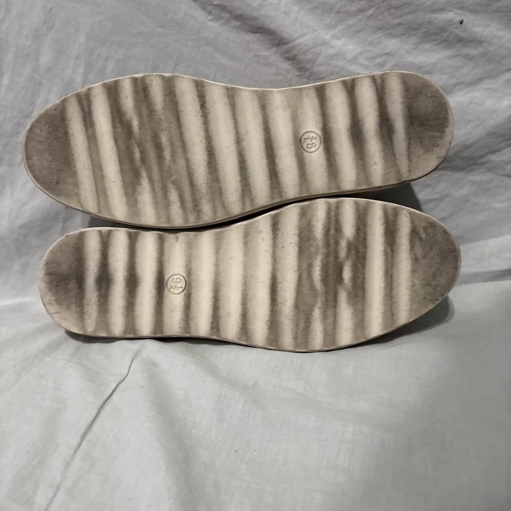 Universal Thread‎ Lillian Leopard Slip On Shoes Women's Size 9.5 Casual Target